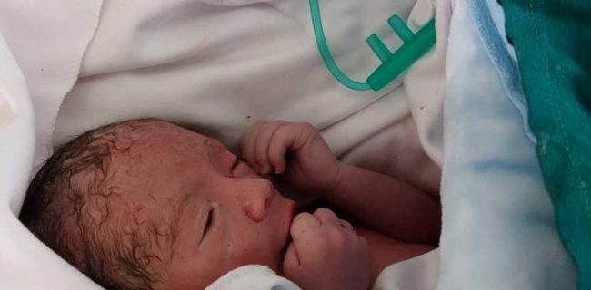 تولد زودهنگام یک نوزاد در بیمارستان پارس ابوموسی