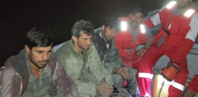 تیم های هلال احمر ۳ جوان گمشده در دریاچه سد استقلال میناب را یافتند