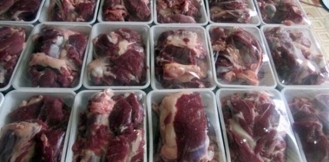 توزیع گوشت قربانی میان ۳۰ هزار  و ۳۸۰ خانواده تحت حمایت کمیته امداد هرمزگان