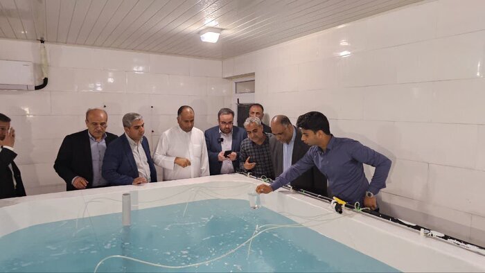 بازدید وزیر جهاد کشاورزی از طرح‌های شیلاتی قشم
