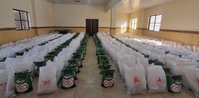توزیع هزار بسته معیشتی در حاجی آباد