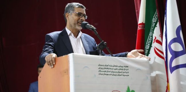 برگزاری آیین افتتاحیه سومین جشنواره ملی تئاتر درسی ایران در میناب
