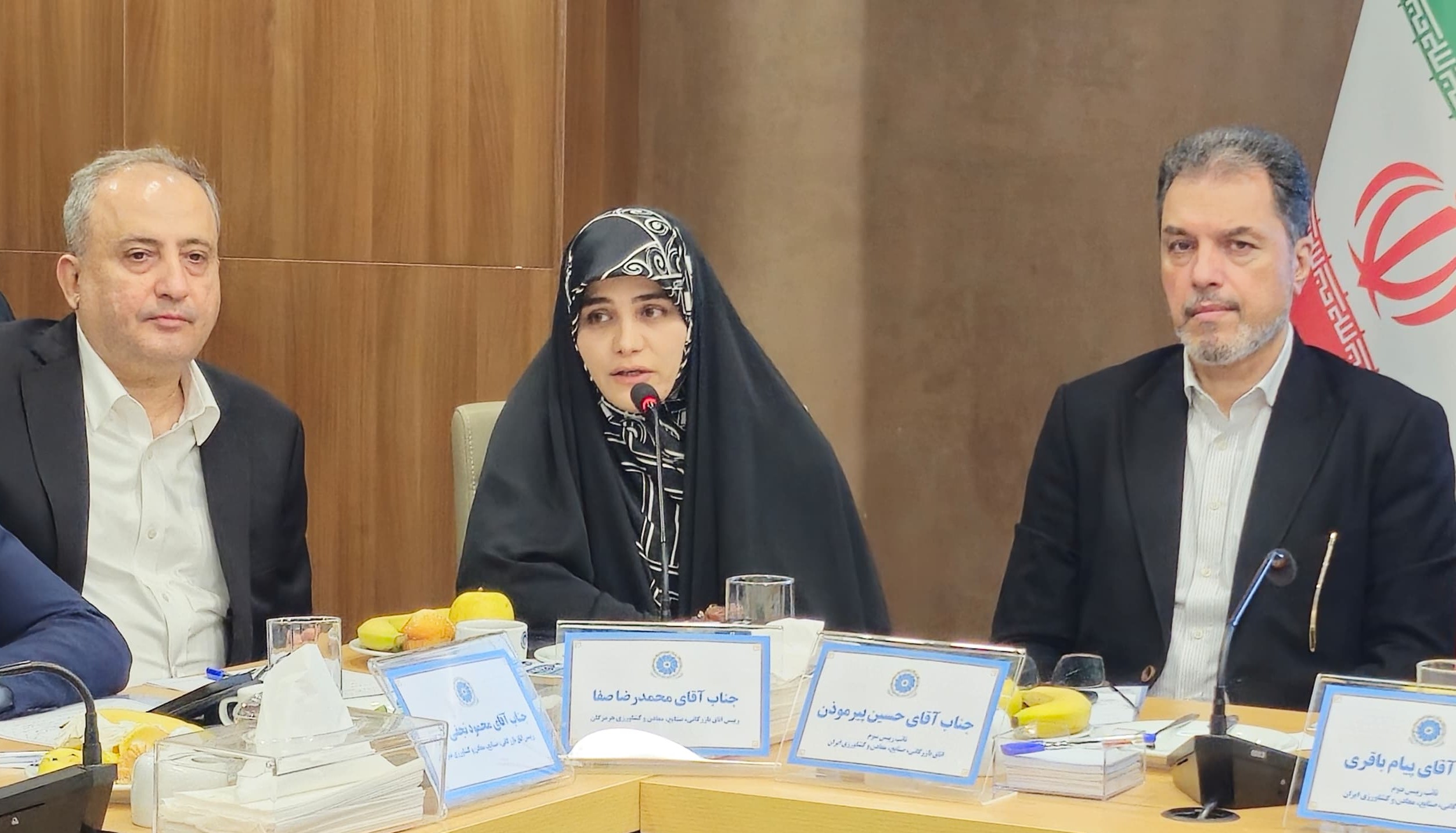  پاسخگویی مسئولان درباره حادثه بندر الزامی است / لزوم ساخت بیمارستان سوختگی در کنار صنایع هرمزگان