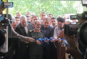 جشنواره ملی نشان اقتصاد مقاومتی با حضور معاون وزیر در تهران افتتاح شد
