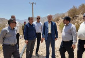 بازدید احمد مرادی، نماینده مجلس شورای اسلامی و مسئولان جهاد کشاورزی هرمزگان از منطقه هماگ؛ تاکید بر رفع مشکلات کم‌آبی کشاورزان