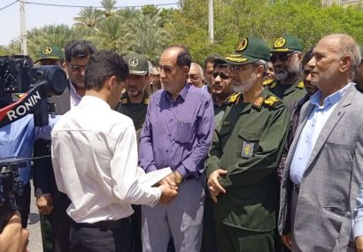 رونمایی از تندیس سردار شهید علی حاجبی در شهرستان رودان