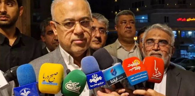  شهرداری بندرعباس در مسیر توسعه متوازن حرکت می‌کند/استانداری پشت پروژه‌های خوب شهرداری ایستاده است+فیلم