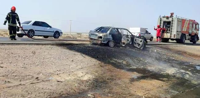 حریق خودرو حامل سوخت در جاده بندرعباس – میناب