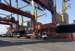 روال عادی فعالیت در پایانه بار بندرعباس و بندر شهید رجایی در استان هرمزگان برقرار است