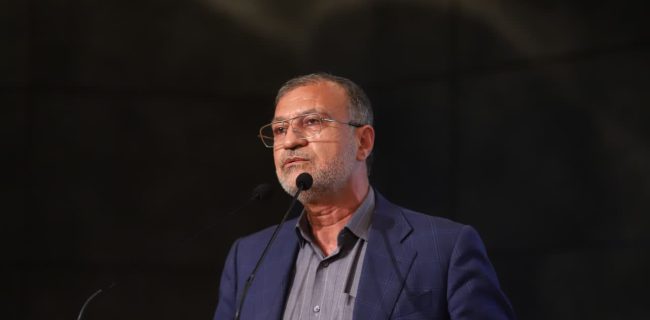  اعتماد به جوانان و توجه به مردم، رمز موفقیت صنعت نفت است