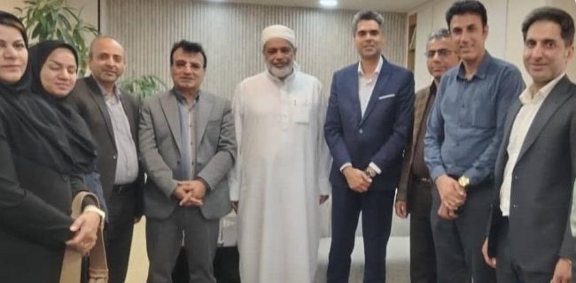 تأکید امام جمعه اهل سنت بندرعباس بر توسعه مراکز درمانی تامین اجتماعی و حمایت از اقشار آسیب‌پذیر/ قدردانی از خدمات تأمین‌اجتماعی