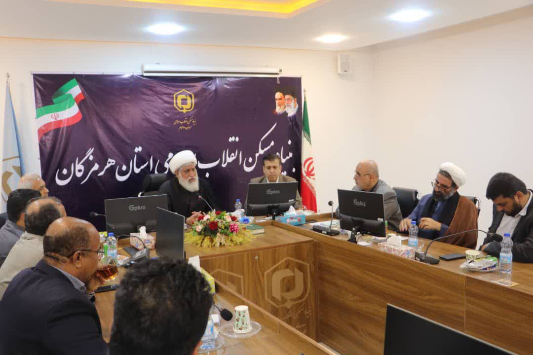رسیدگی به درخواست‌های مردمی در روستای کنار سیاه – بخش فین، شهرستان بندرعباس