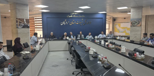 برگزاری نشست بررسی تفاهم‌نامه همکاری سازمان شیلات ایران با اتاق بازرگانی هرمزگان، نظام مهندسی کشاورزی و منابع طبیعی و اتحادیه تولیدکنندگان و صادرکنندگان آبزیان