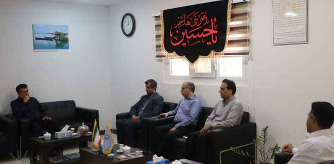 مدیرکل پست هرمزگان با مدیرکل بنیاد مسکن انقلاب اسلامی دیدار و گفتگو کرد