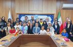 دورهمی کودکان عضو محفل ادبی نهال به همراه والدینشان