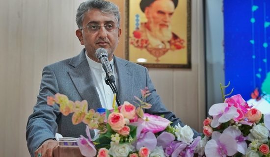 تجلیل از نیروهای امدادی و تشکل‌های برتر در آیین گرامیداشت روز ملی تشکل‌ها در بندرعباس