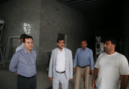 ارزیابی پیشرفت کارخانه آب معدنی در حال ساخت رودان
