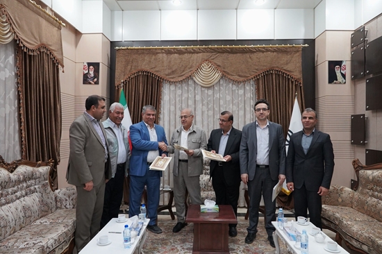 امضای تفاهم‌نامه تأمین سه دستگاه آمبولانس برای تقویت خدمات فوریت‌های پزشکی هرمزگان