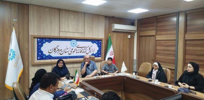 نشست ادبی در بندرعباس با محوریت اشعار در وصف پیامبر(ص)، امام حسن(ع) و امام رضا (ع) برگزار شد