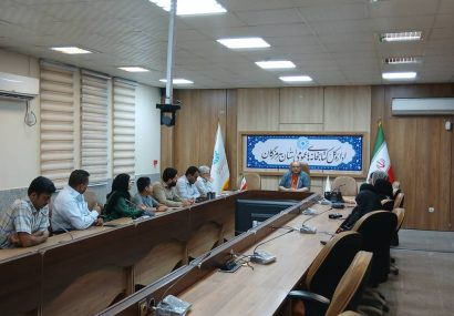 محفل ادبی «اندیشه» با شعر درمانی و معرفی کتاب «هنر بالغانه‌ی نه گفتن» برگزار شد
