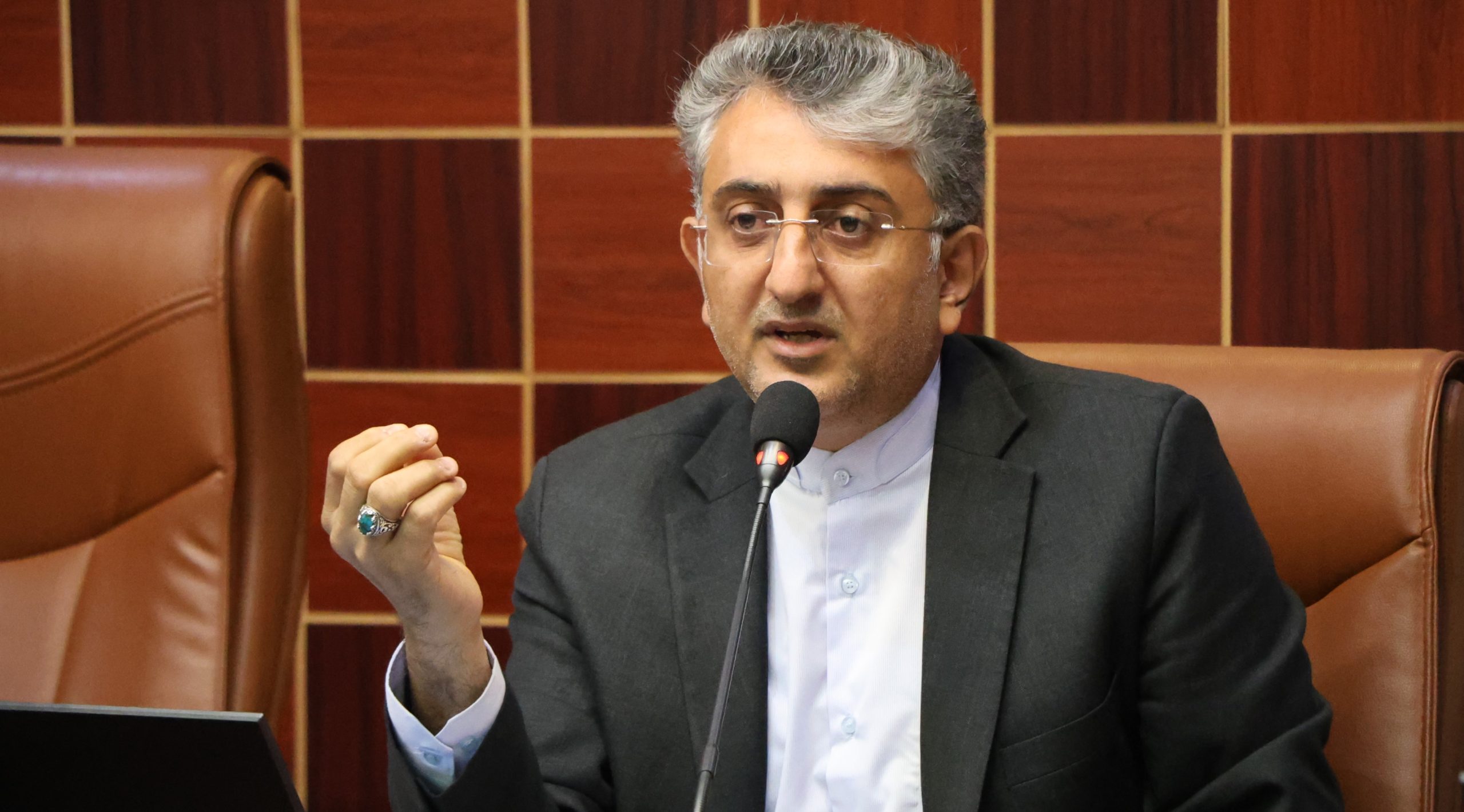 سفرهای خارجی شهردار ،فرصت برای بندرعباس نه هزینه اضافی/ سفر خارجی مأموریت اداری بود، نه تفریح شخصی