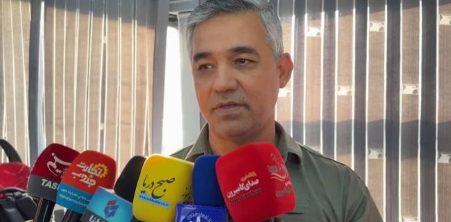 از میدان ۱۷ شهریور تا دفاع مقدس؛ مدیرکل محیط‌زیست همراه با خبرنگاران در اتوبوس شهری+فیلم