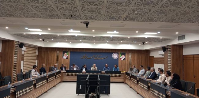 جلسه بررسی پروژه کتابخانه مرکزی بندرعباس با حضور استاندار هرمزگان برگزار شد