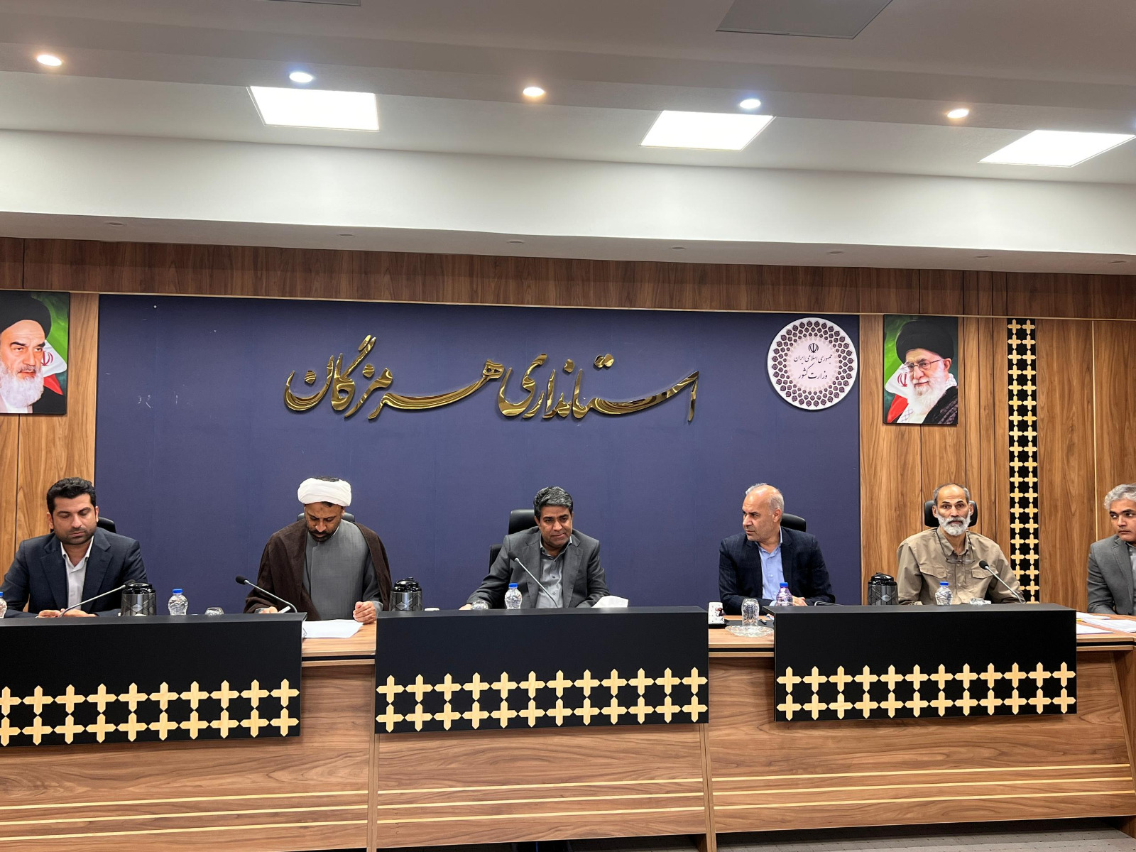 برگزاری هفتمین جلسه کارگروه زیربنایی، توسعه روستایی، عشایری، شهری، آمایش سرزمین و محیط زیست هرمزگان