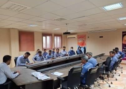 ‌  الزامات ایمنی تجهیزات حفاظت فردی، در  پیشگیری از حوادث ناشی از برق‌ گرفتگی