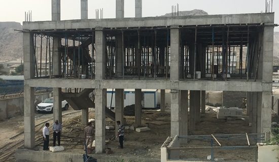 بازدید معاون توسعه و مدیریت منابع اداره کل دامپزشکی هرمزگان از روند ساخت پروژه ساختمان اداره دامپزشکی قشم