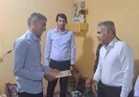 دیدار مسئولان با خانوادههای معظم شهدا در شهرستان سیریک دیدار مسئولان با خانوادههای معظم شهدا در شهرستان سیریک
