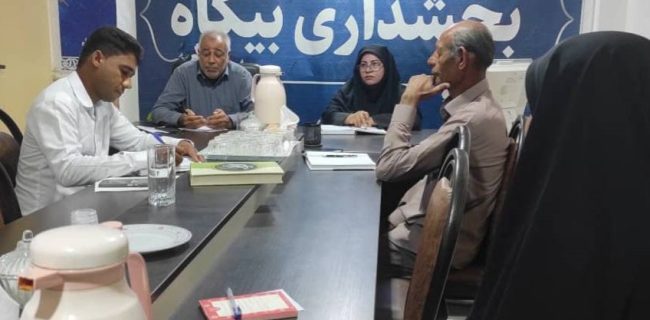 ترویج فرهنگ مطالعه با طرح‌های کتابخوانی و فعالیت‌های انجمن ادبی تقویت می‌شود