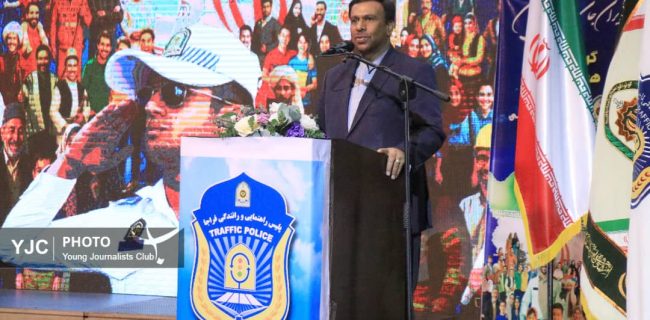 پلیس راهور شایسته تقدیر شبانه‌روزی است/با آموزش درست، جاده‌ها و خیابان‌ها امن می‌شوند