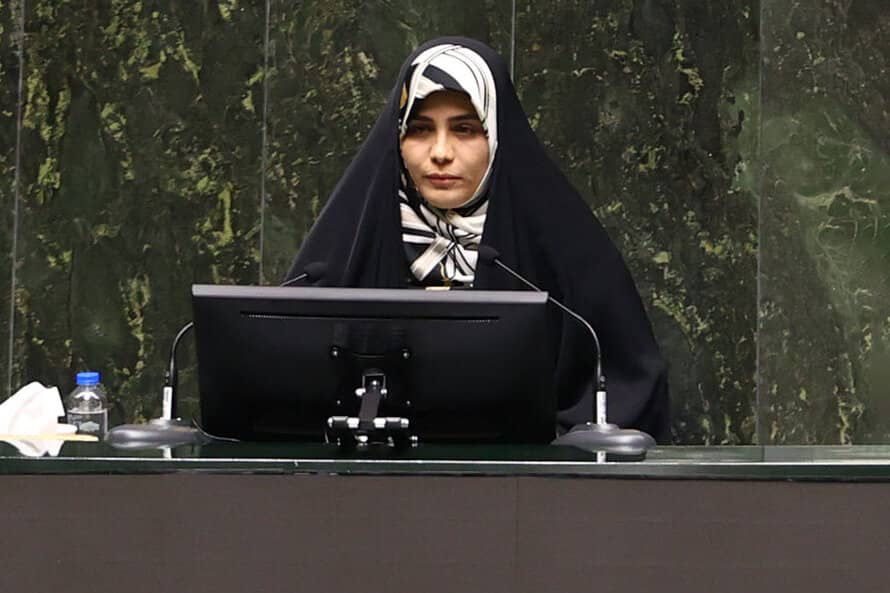  اقدام انقلابی برای حل مشکلات معیشتی، آموزشی و زیرساختی هرمزگان ضروری است/مردم هرمزگان در کنار دریا هستند اما از بی‌آبی رنج می‌برند