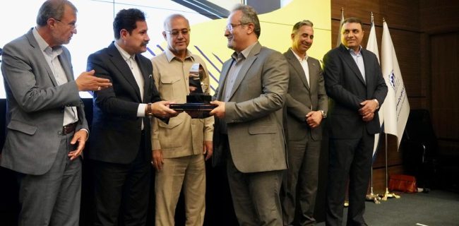 درخشش سیمان هرمزگان در صنعت معدن؛ رقیبان جا ماندند