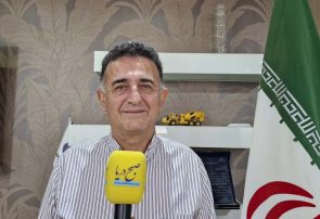 تولیدکننده زیر بار بی‌برقی، تورم و بوروکراسی خم شده است/ دست تولیدکننده را نگیرند، پایش را رها کنند/ پایتخت اقتصادی کشور هنوز نمایشگاه بین‌المللی در خور ندارد+فیلم