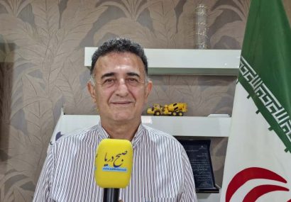 تولیدکننده زیر بار بی‌برقی، تورم و بوروکراسی خم شده است/ دست تولیدکننده را نگیرند، پایش را رها کنند/ پایتخت اقتصادی کشور هنوز نمایشگاه بین‌المللی در خور ندارد+فیلم