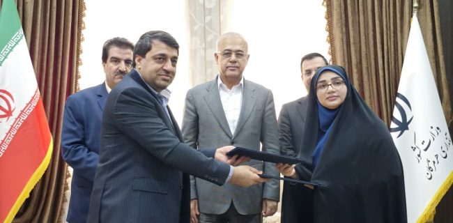 آغاز همکاری فنی و حرفهای هرمزگان با دفتر زنان استانداری برای ارتقای مهارت بانوان آغاز همکاری فنی و حرفهای هرمزگان با دفتر زنان استانداری برای ارتقای مهارت بانوان