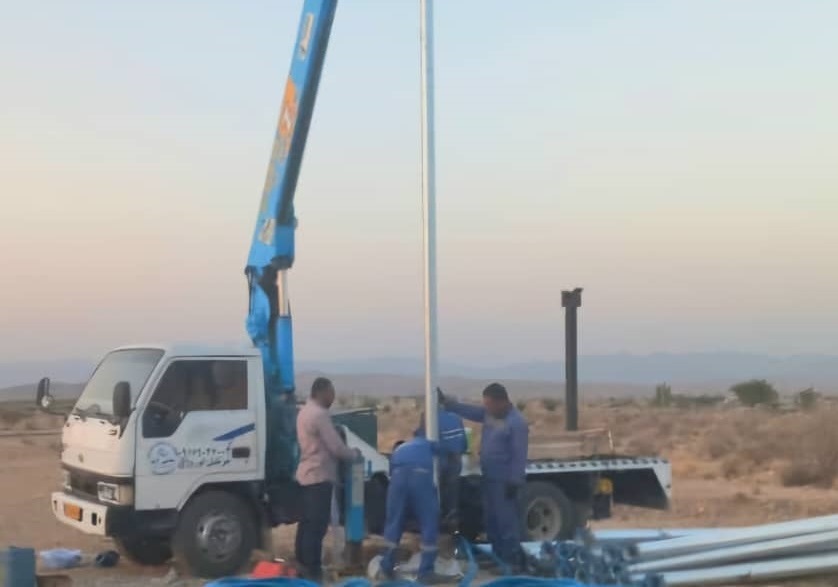 تامین آب شرب پایدار ۸ روستای حاجی آباد با حفر یک حلقه چاه جدید