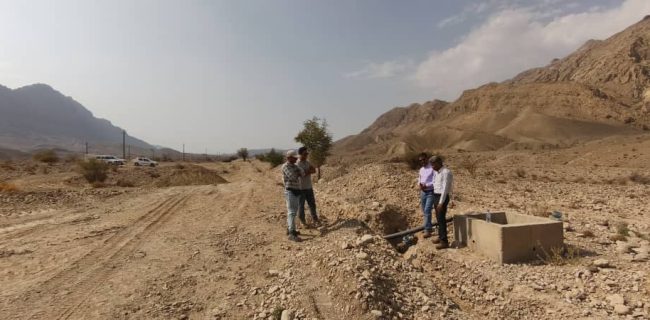 فاز نهایی خط انتقال جدید آب شرب روستای سیاهک حاجی‌آباد به طول ۴ کیلومتر در حال اجراست