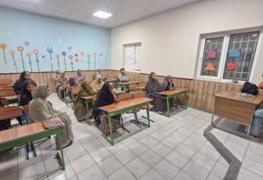 غربالگری سلامت سالمندان در مرکز «مهر و گفتگو» بندرعباس