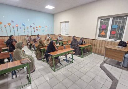 غربالگری سلامت سالمندان در مرکز «مهر و گفتگو» بندرعباس غربالگری سلامت سالمندان در مرکز «مهر و گفتگو» بندرعباس