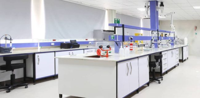 کسب گواهینامه بین‌المللی ISO/IEC 17025 توسط آزمایشگاه‌ های باکتریولوژی آبفای رودان و میناب