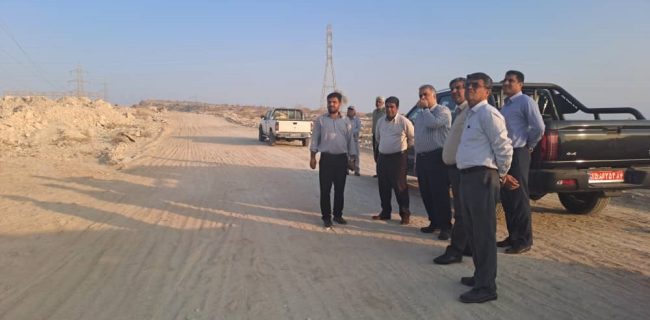 بازدید معاون عمرانی استانداری هرمزگان از سایت مسكن ملی بندرعباس بازدید معاون عمرانی استانداری هرمزگان از سایت مسکن ملی بندرعباس