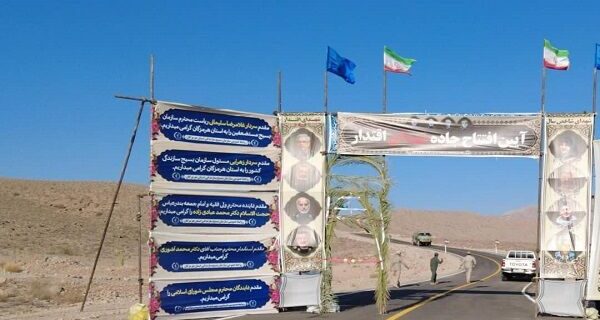 بهره‌برداری از ۵۲ کیلومتر راه ارتباطی در استان هرمزگان