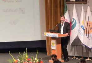 عرضه ارز حاصل از صادرات زنجیره فولاد در تالار دوم کلید خورد