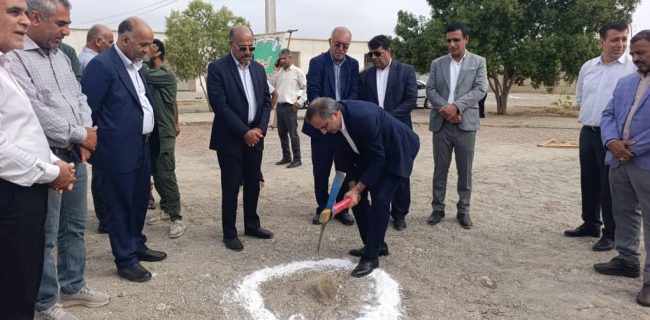 آئین کلنگ زنی سالن ورزشی دانش آموزی روستای چاه اسماعیل