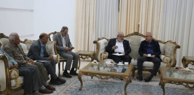 تأکید استاندار بر توسعه آب شیرین کن ها در جلسه با وزیر نیرو / قول مساعد وزیر برای تأمین اعتبارات پروژه های نیمه تمام تأکید استاندار بر توسعه آب شیرین کن ها در جلسه با وزیر نیرو / قول مساعد وزیر برای تأمین اعتبارات پروژه های نیمه تمام