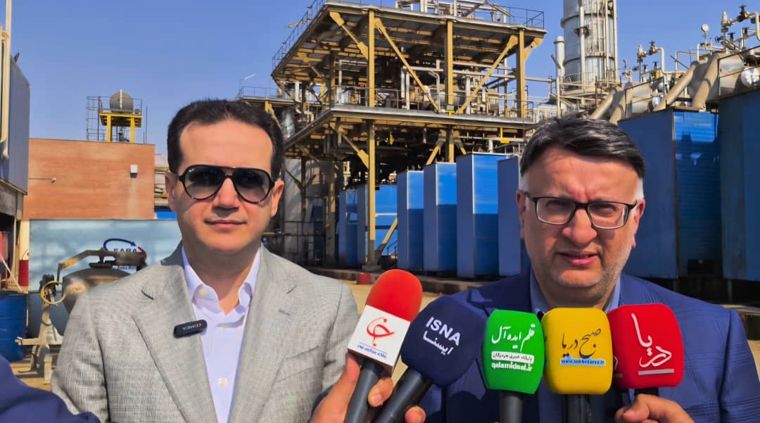 هرمزگان، پیشگام تحول اراضی؛ کشاورزی، صنعت و خورشید دست در دست هم / زمین برای صنعت آزاد شد؛ خداحافظی با صفهای طولانی کمیسیونها+فیلم هرمزگان، پیشگام تحول اراضی؛ کشاورزی، صنعت و خورشید دست در دست هم / زمین برای صنعت آزاد شد؛ خداحافظی با صفهای طولانی کمیسیونها+فیلم