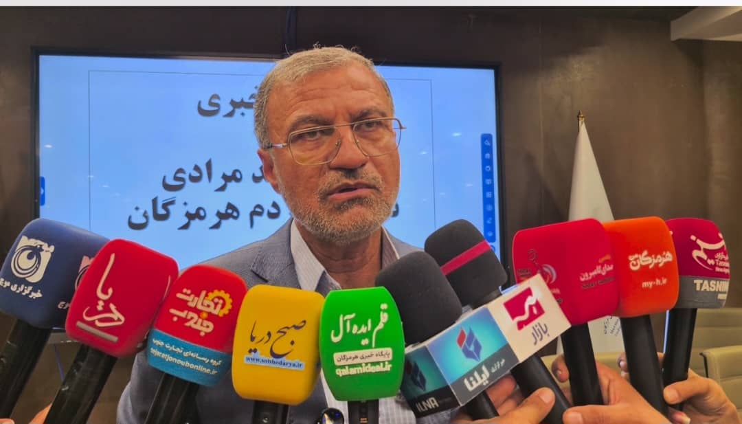 قبل از بزرگ شدن مشکلات، با رسانهها گفتوگو کنیم/ مدیران از نقد نترسند؛ ما معصوم نیستیم+فیلم قبل از بزرگ شدن مشکلات، با رسانهها گفتوگو کنیم/ مدیران از نقد نترسند؛ ما معصوم نیستیم+فیلم